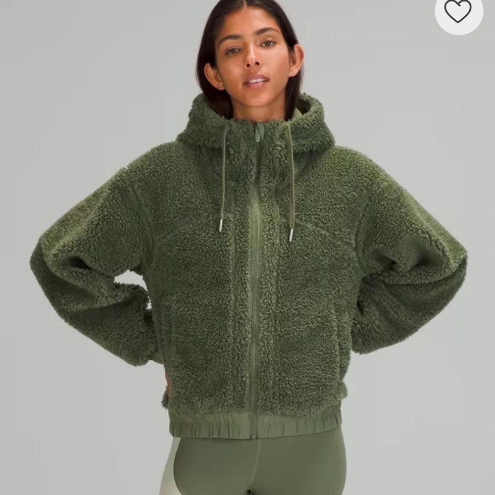 Lululemon Army Green Sherpa Jacket - Size 6